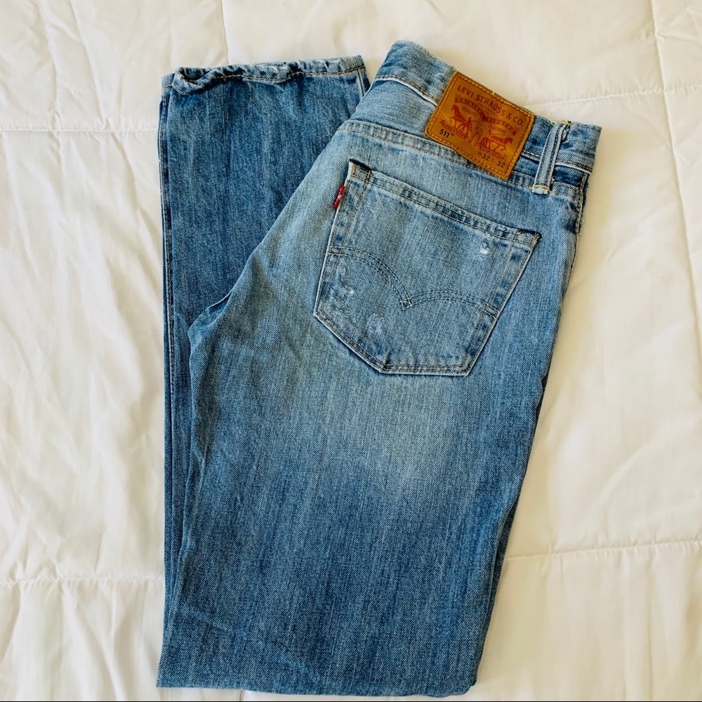 Men’s Levi 511 distressed jeans 32x 32